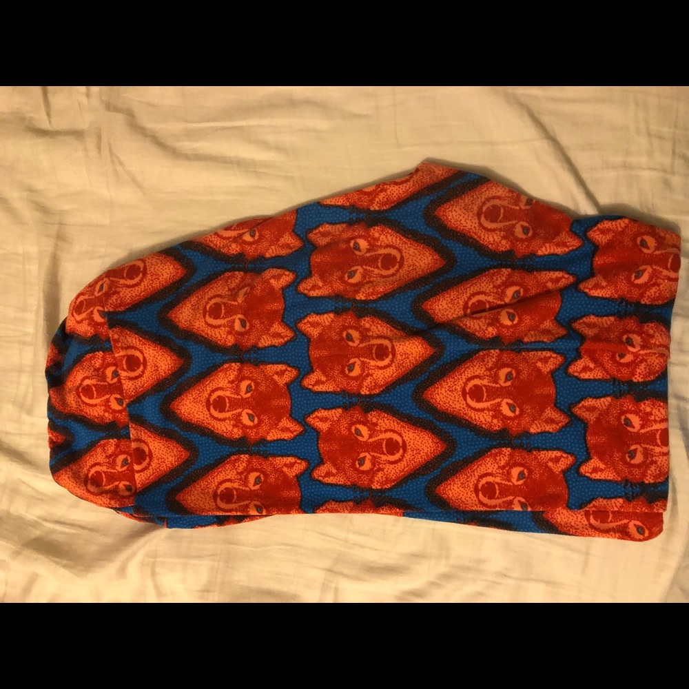 Lularoe TC wolf leggings